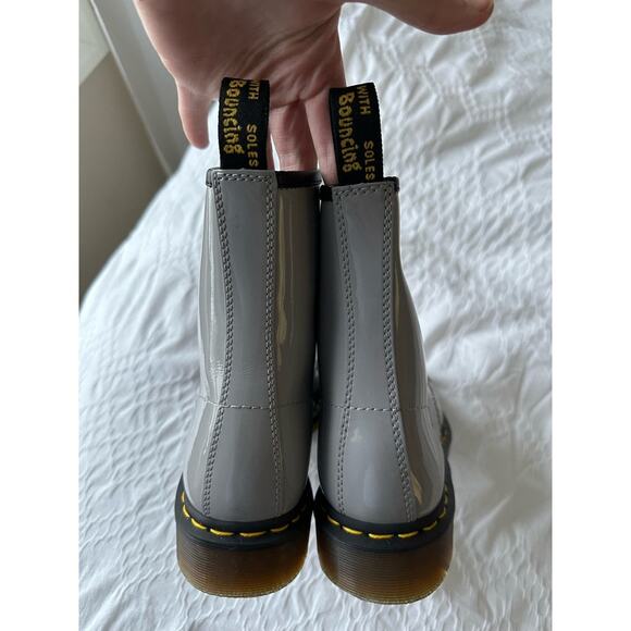 Dr Martens 1460 WOMEN'S PATENT LEATHER LACE UP BOOTS size US 7 NWT - Picture 12 of 14